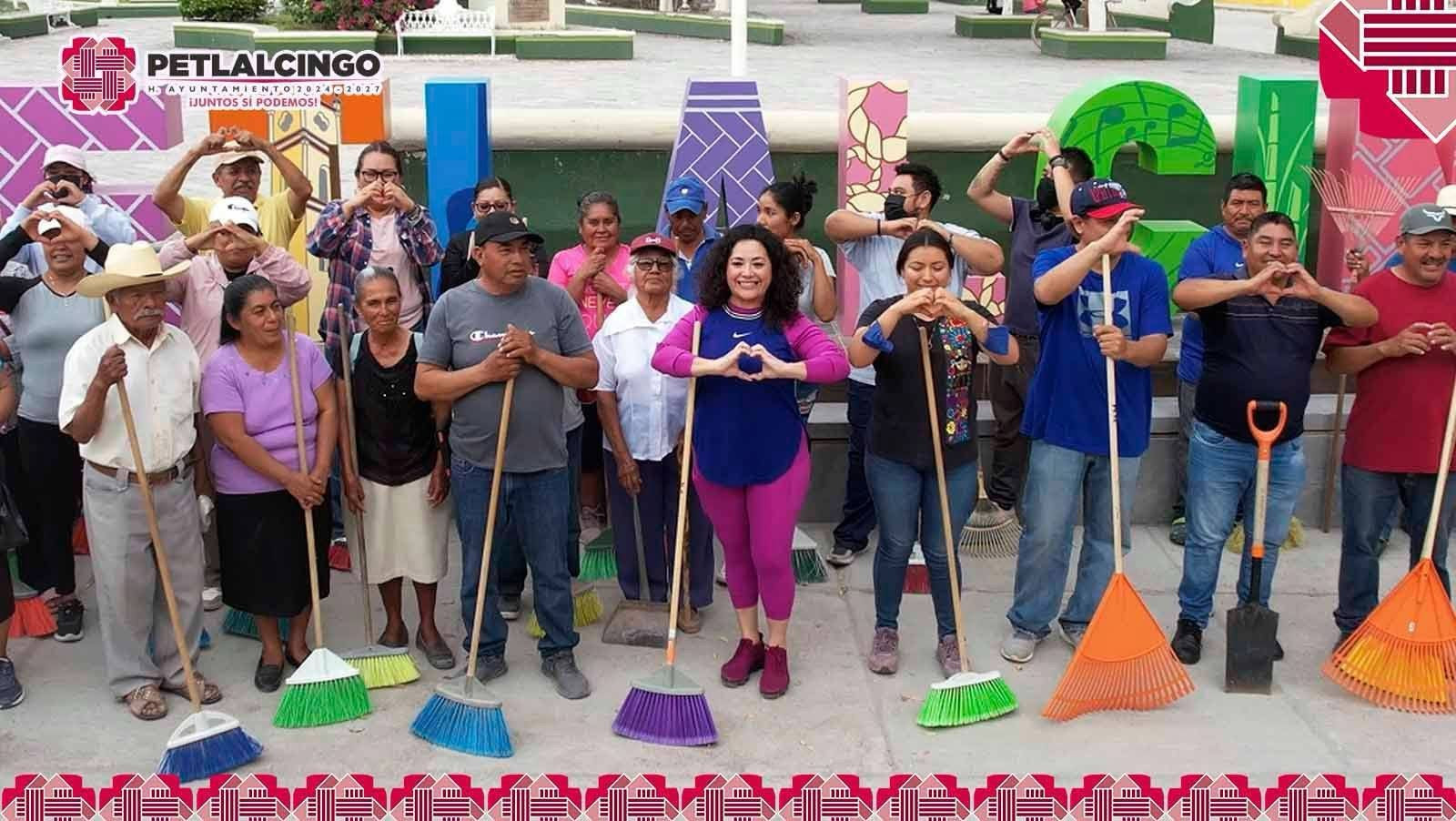 Siguiendo el ejemplo del Gobernador del Estado de Puebla, Lic. Alejandro Armenta,  convoque a quienes integran esta administración municipal, para iniciar con estas faenas comunitarias