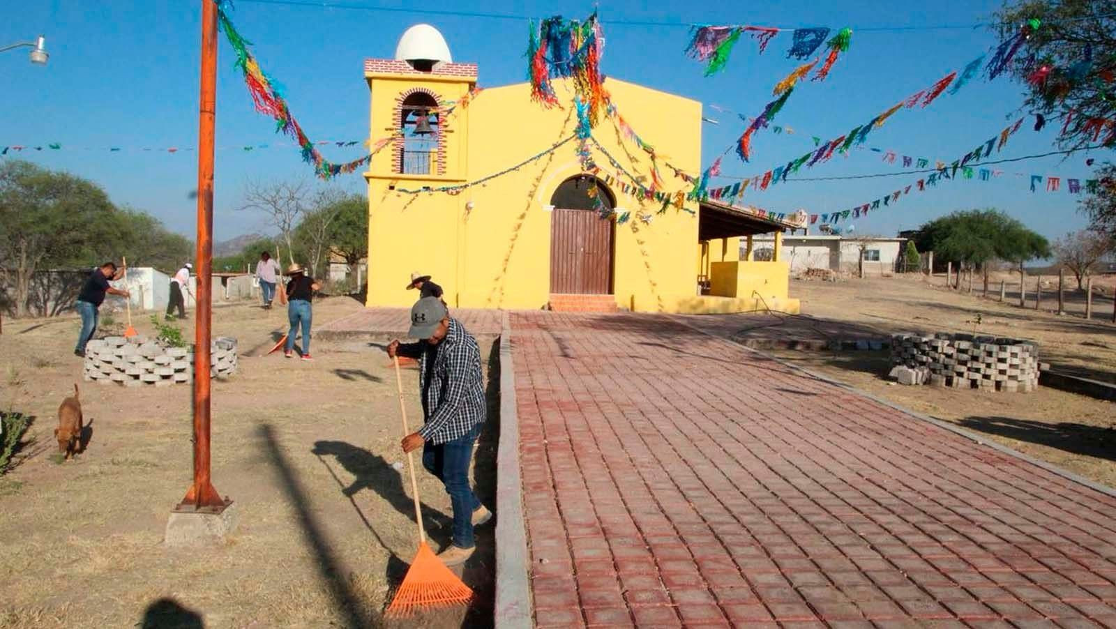 Continuamos impulsando las faenas que nuestro Gobernador del Estado Lic. Alejandro Armenta